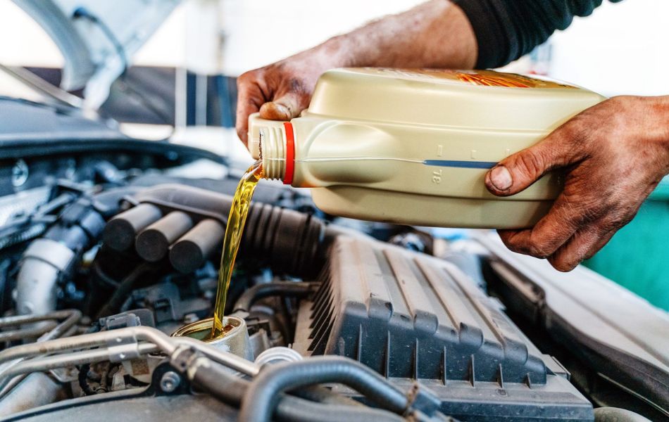 Oil Changes (Synthetic & Conventional)